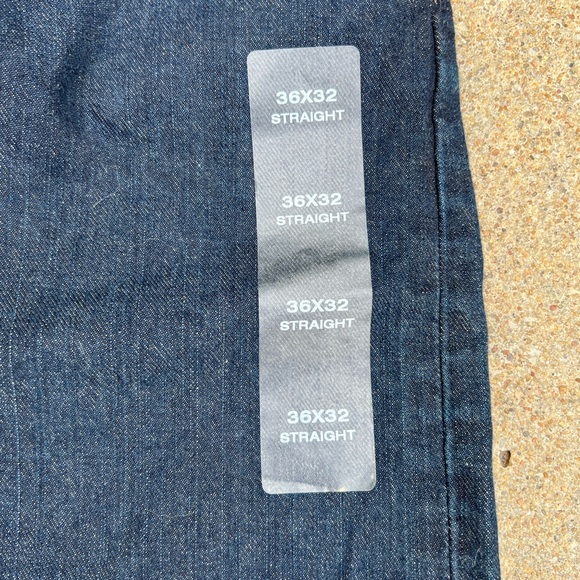 Eddie Bauer Mens Straight DK Indigo Denim Jeans - Picture 6 of 11